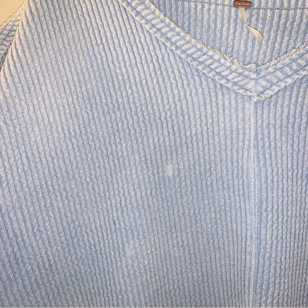 Free people Easy V sweatshirt Light Blue - Picture 3 of 6